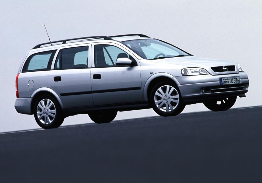  Opel Astra Caravan 1998 года  (фото 1 из 12)